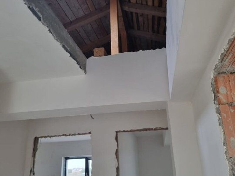 Comuna Berceni vila semifinisata 4cam/ 3bai/ incalzire pardos-pompa caldura