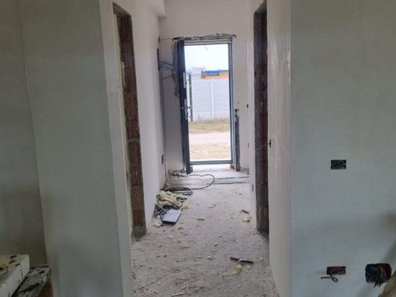 Comuna Berceni vila semifinisata 4cam/ 3bai/ incalzire pardos-pompa caldura