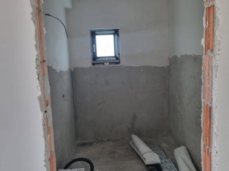 Comuna Berceni vila semifinisata 4cam/ 3bai/ incalzire pardos-pompa caldura